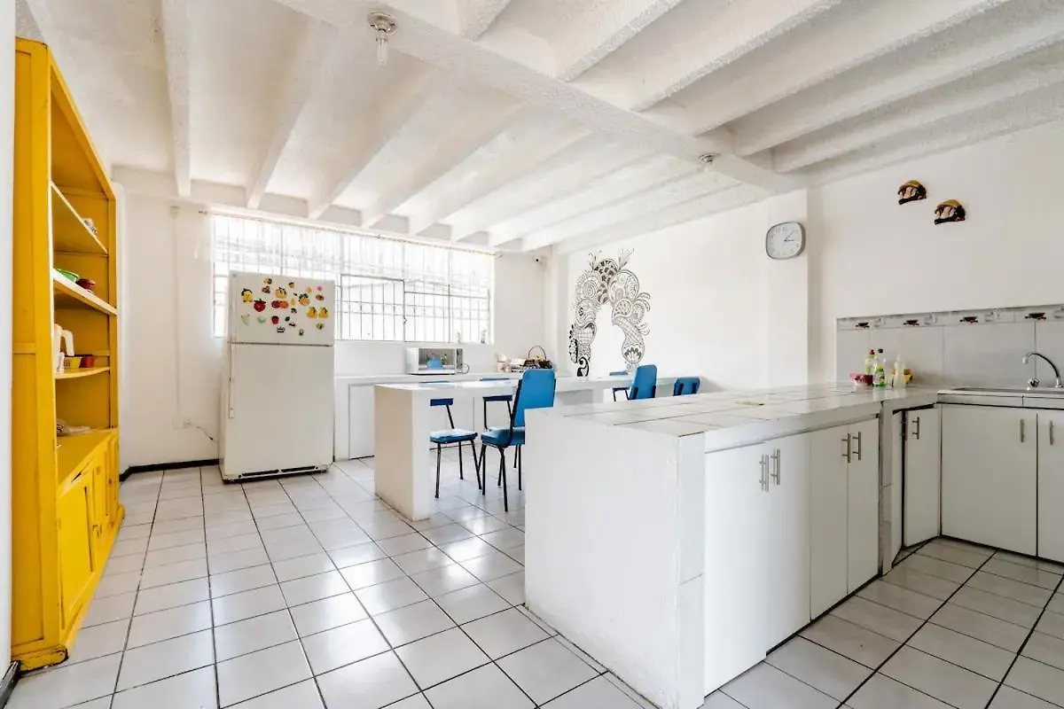 Gasthuis Habitaciones Con Bano Privado Quito